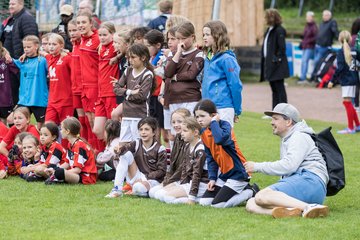 Bild 1050 - Loewinnen Cup